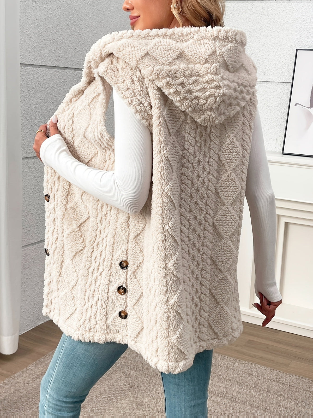 Lorenna | Cozy Hooded Sleeveless Vest – back view