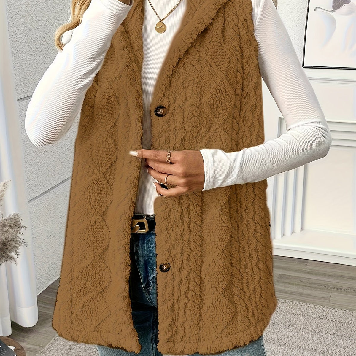 Lorenna | Cozy Hooded Sleeveless Vest – front view
