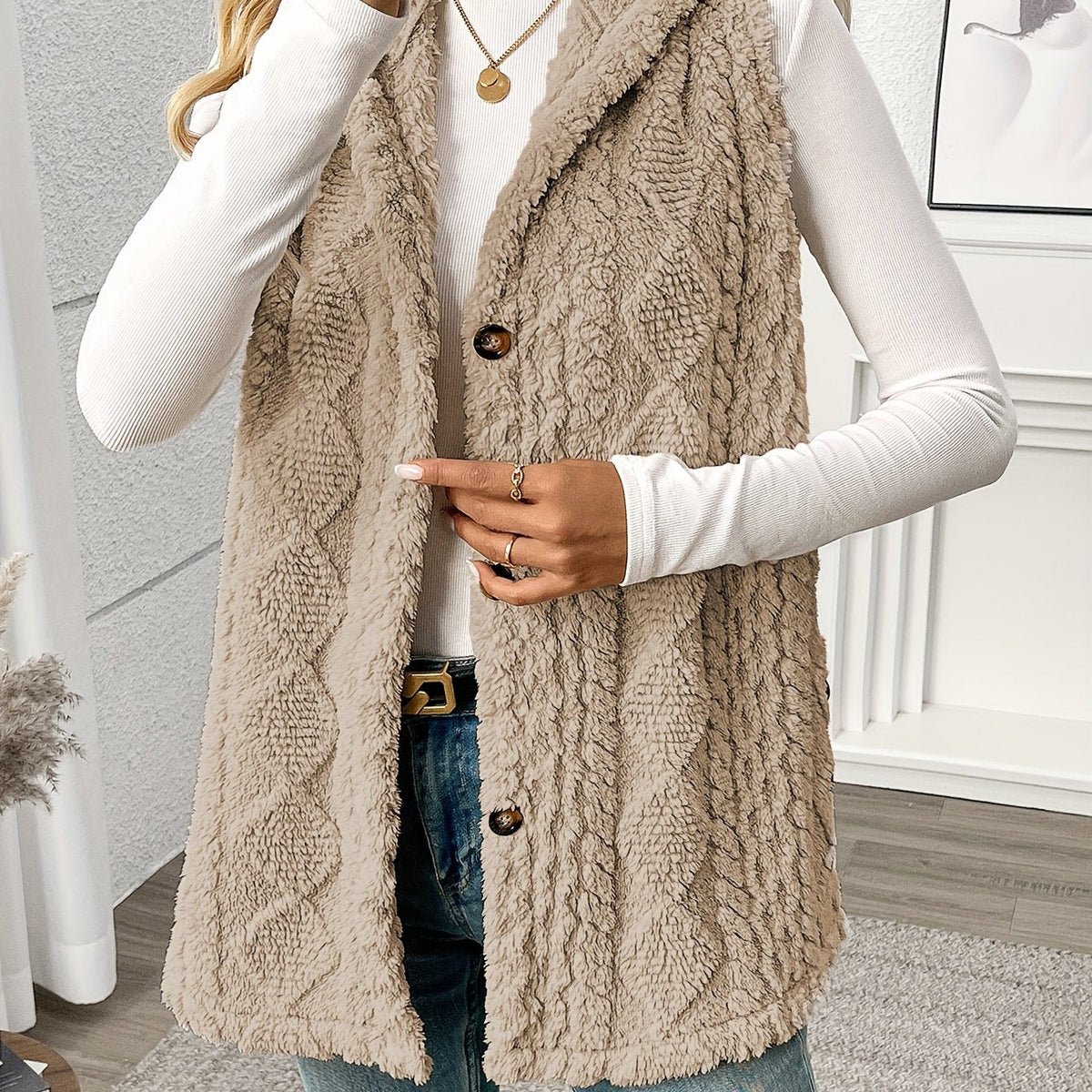 Lorenna | Cozy Hooded Sleeveless Vest – front view