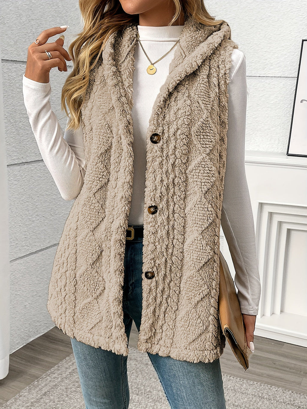 Lorenna | Cozy Hooded Sleeveless Vest – front view