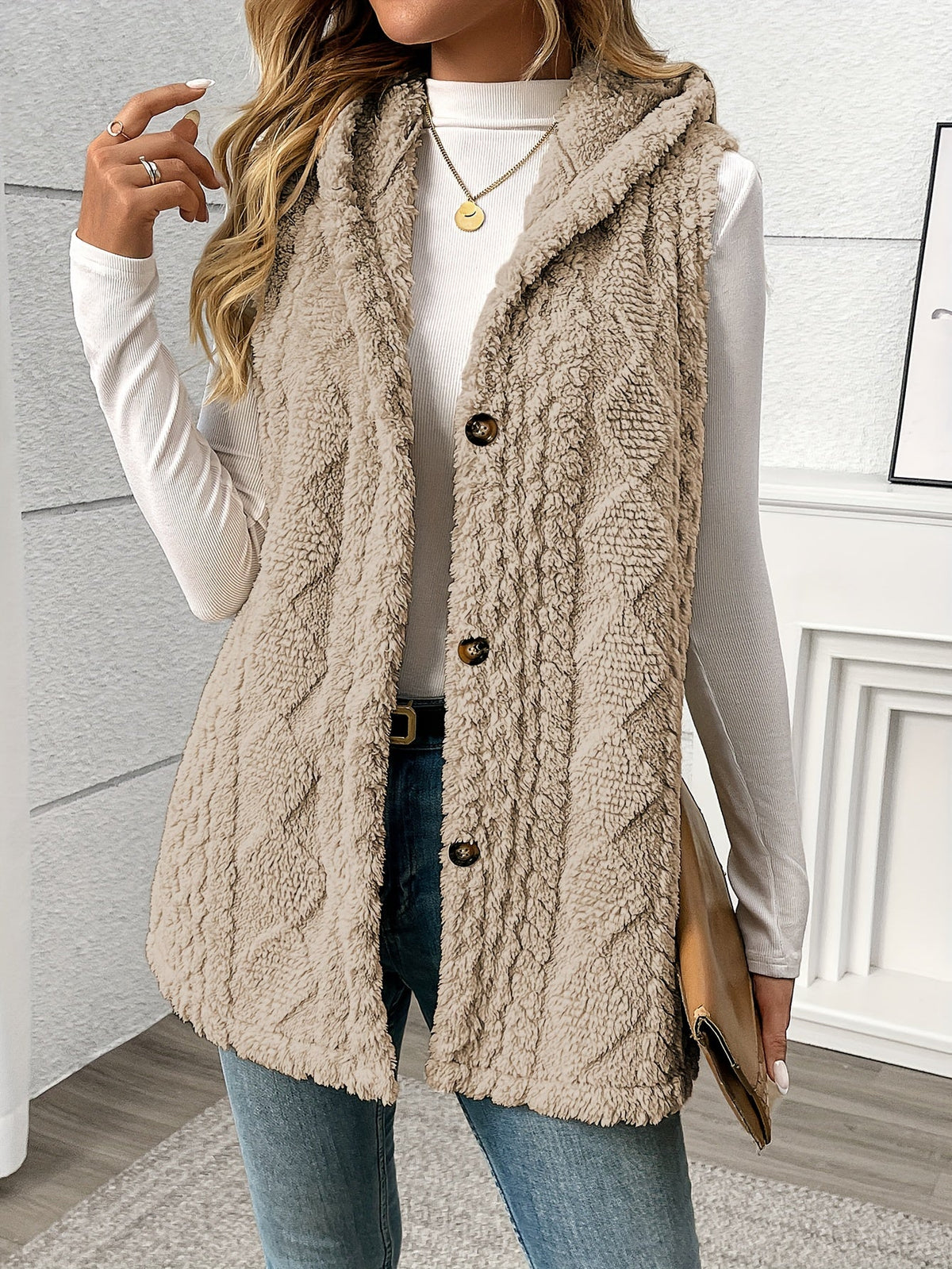 Lorenna | Cozy Hooded Sleeveless Vest – front view