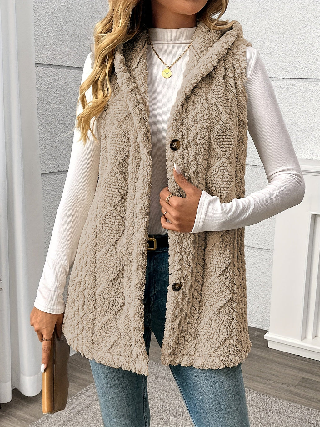 Lorenna | Cozy Hooded Sleeveless Vest – front view