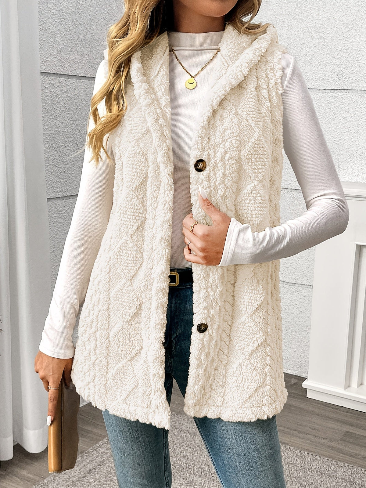 Lorenna | Cozy Hooded Sleeveless Vest – front view
