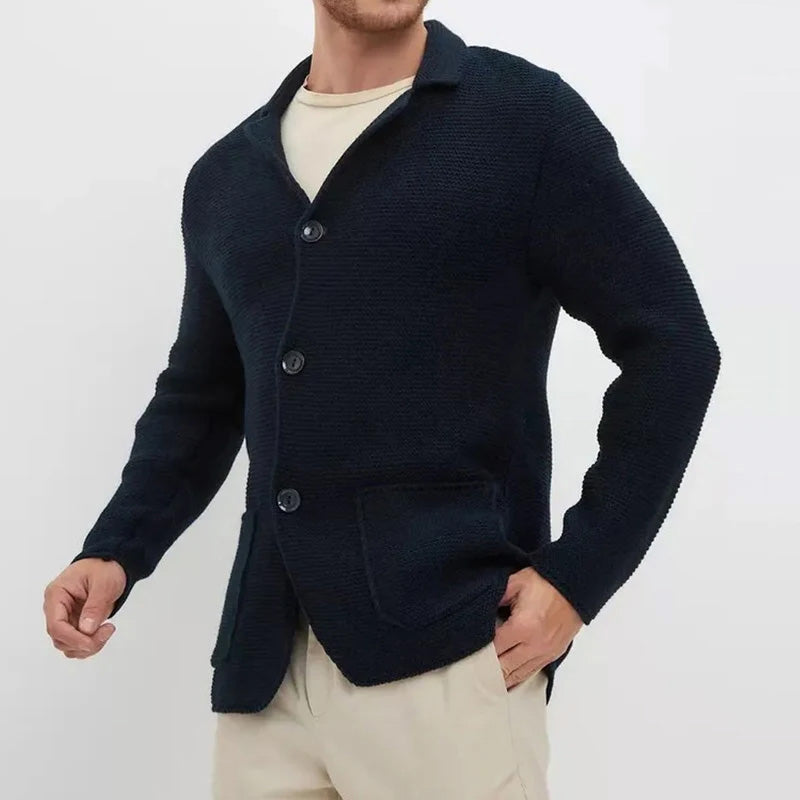 Lorens Knitwear Cardigan – side view