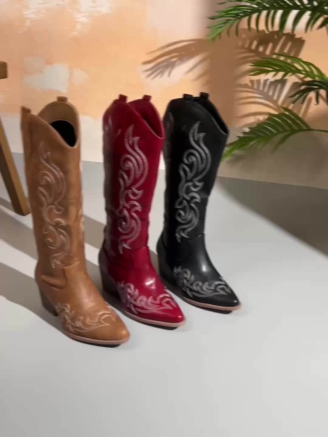 Mackenna Winter Grace Boots – detail view