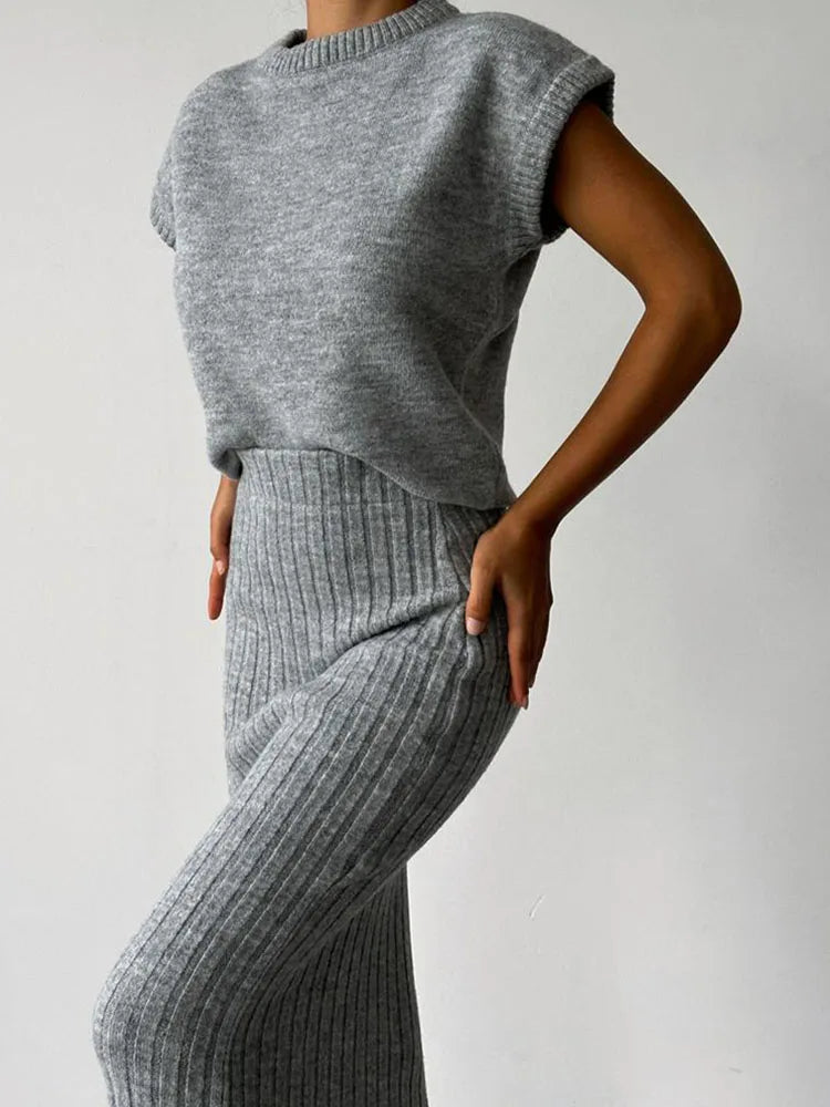 Maratea Rib Sleeveless Set – styled view
