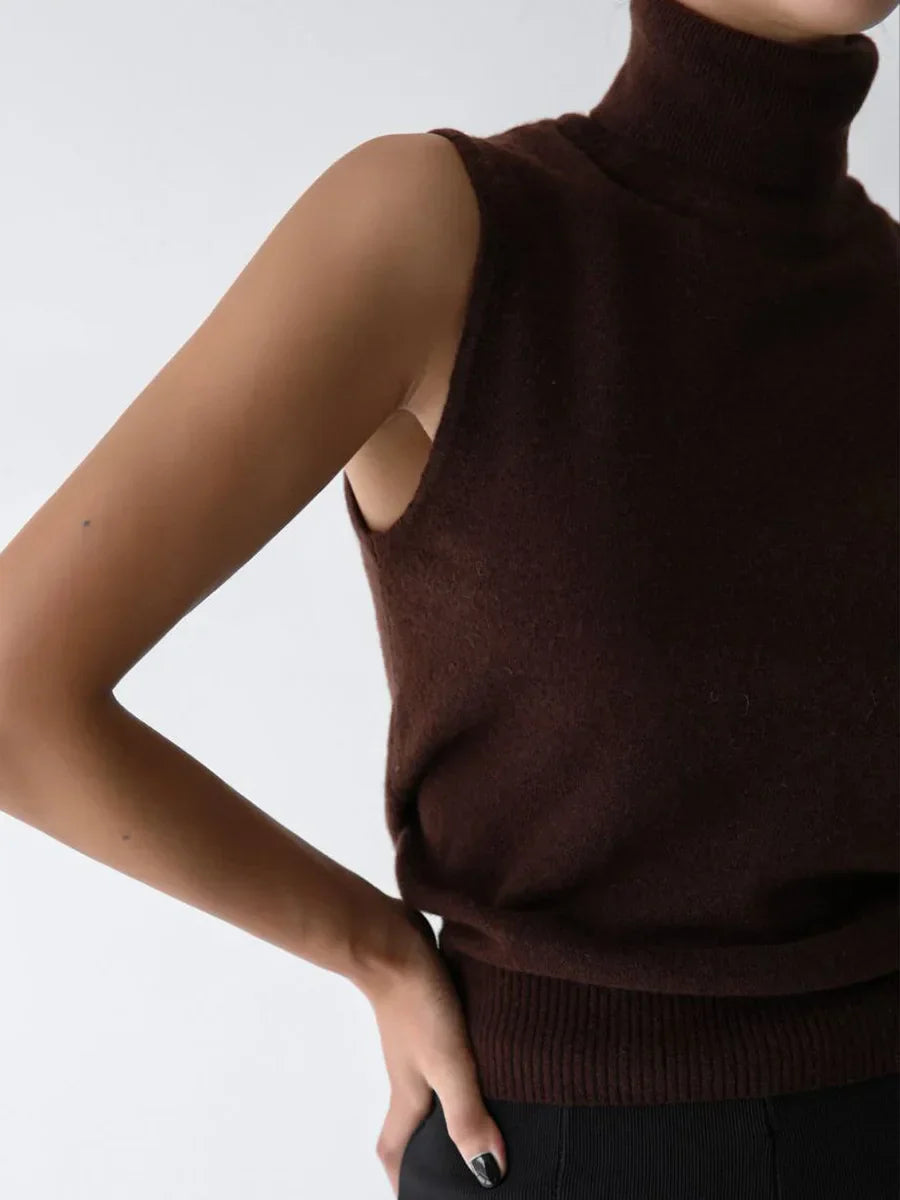 Marenton High-Neck Vest – side view
