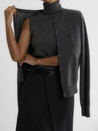 Marenton High-Neck Vest – detail view