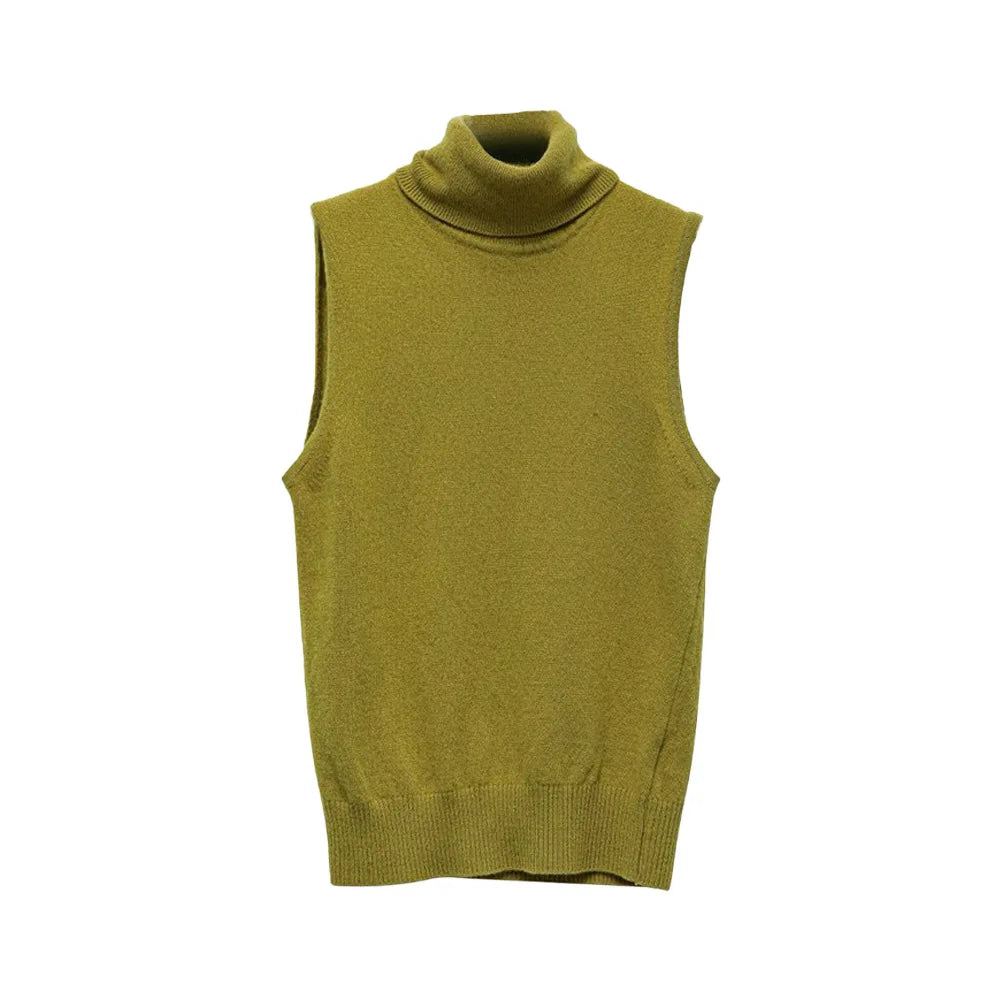 Marenton High-Neck Vest – close-up