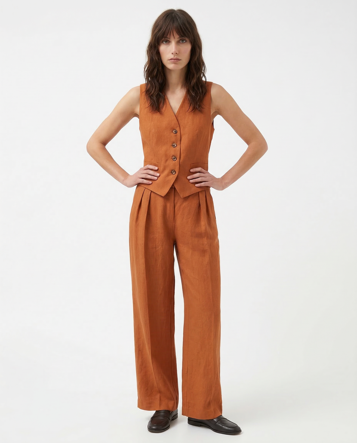Maverick Linen Trouser Set – close-up