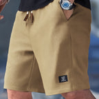 Nathan Elegant Easy-Fit Shorts – detail view