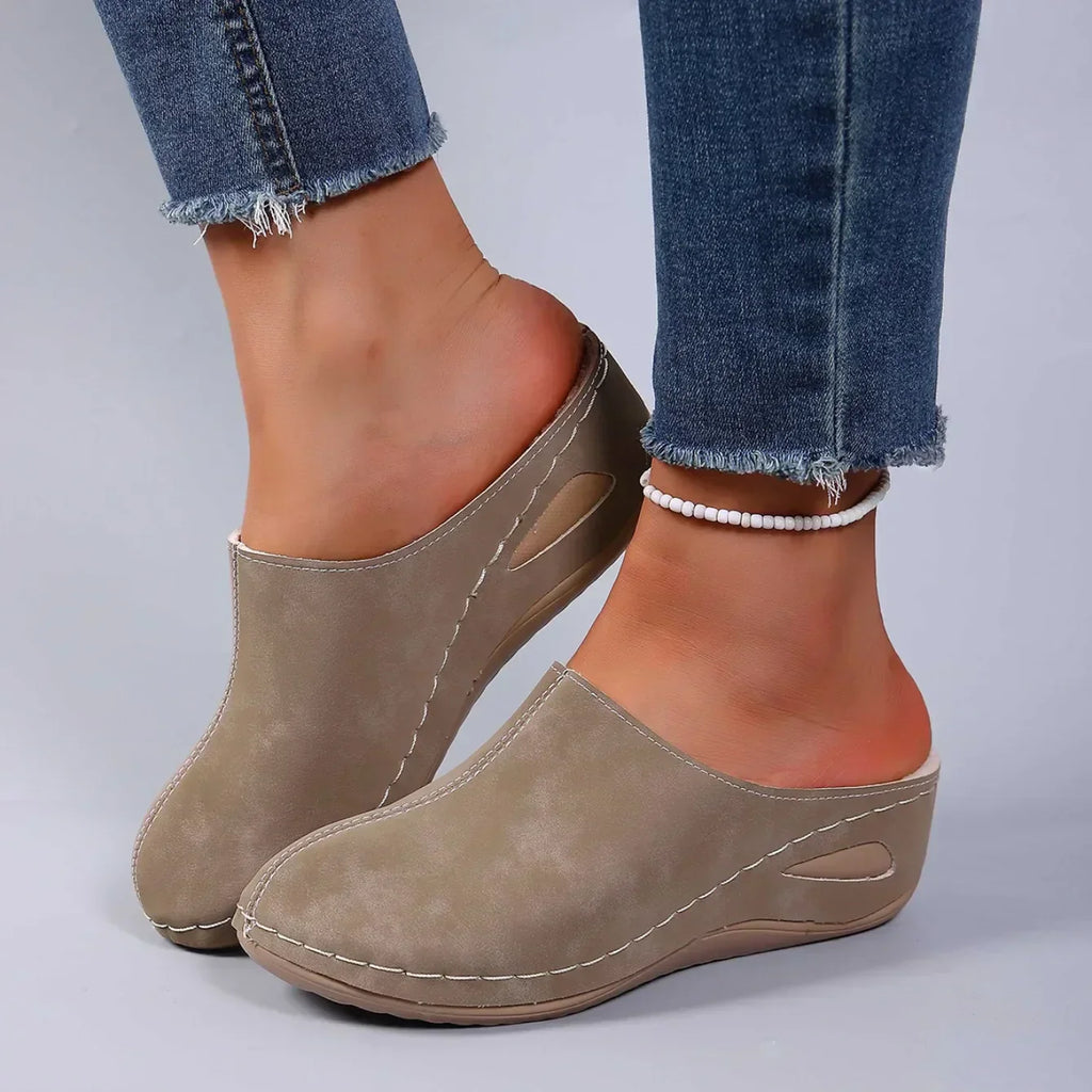 Noor Orthopedic Comfort Slippers – detail view