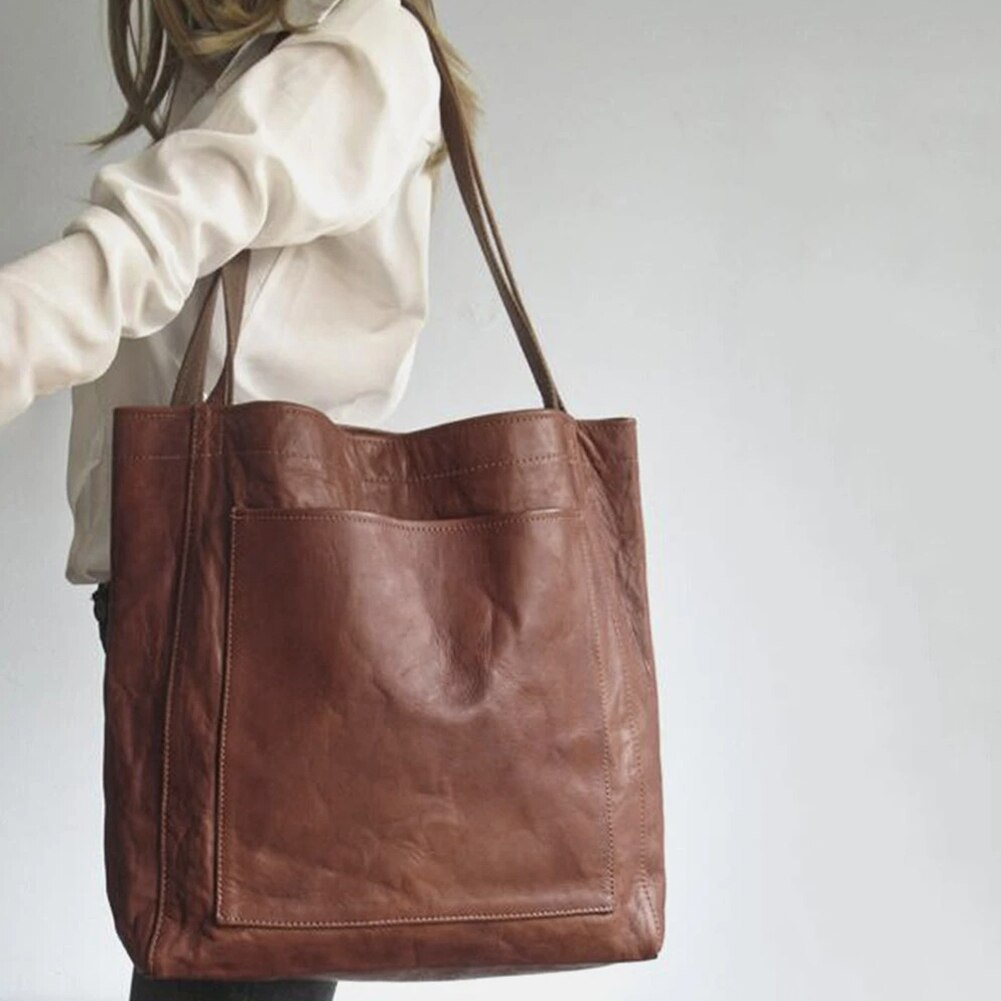Odaline shoulder bag styled shot