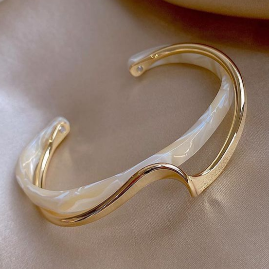 Opale Gold-Plated Bracelet – product view