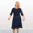 Oralissea Chic Midi Dress with Round Neck – detail view