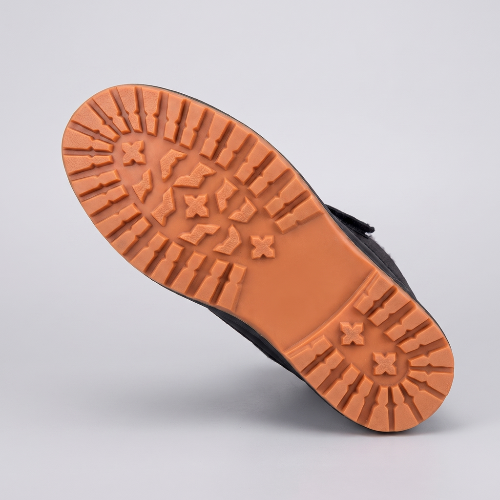 Orbin Men's Snow Boots outsole – close-up