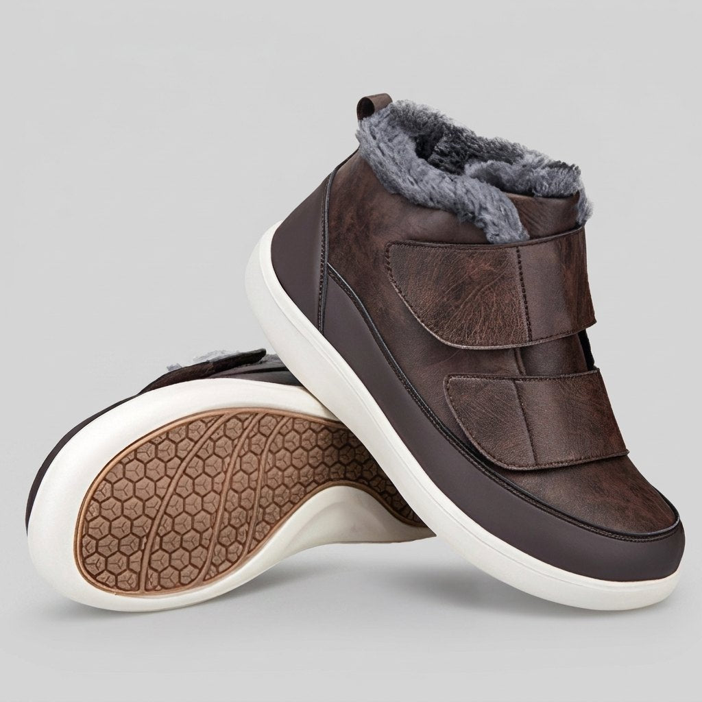 Orbin Men's Snow Boots in dark brown – front view
