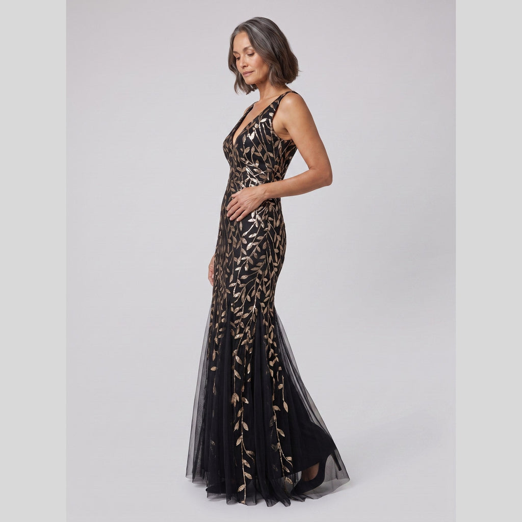 Oriana | Sequin Fishtail Gown by Vera Noir – in black and gold