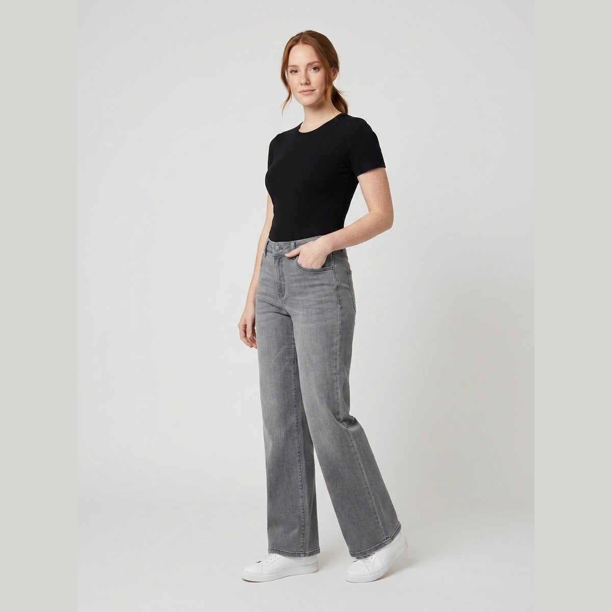 Piper | High-Waisted Wide-Leg Jeans – front view – gray