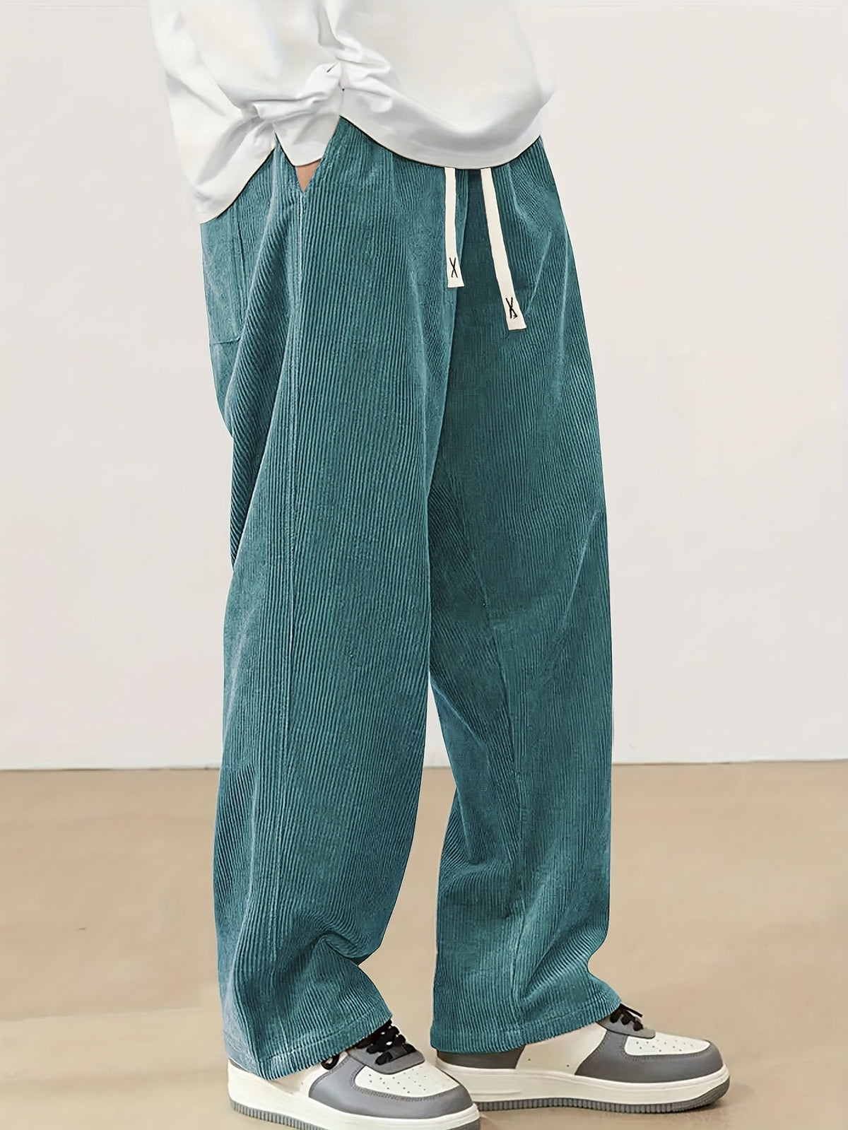 Reid | Relaxed Straight-Leg Pants – side view