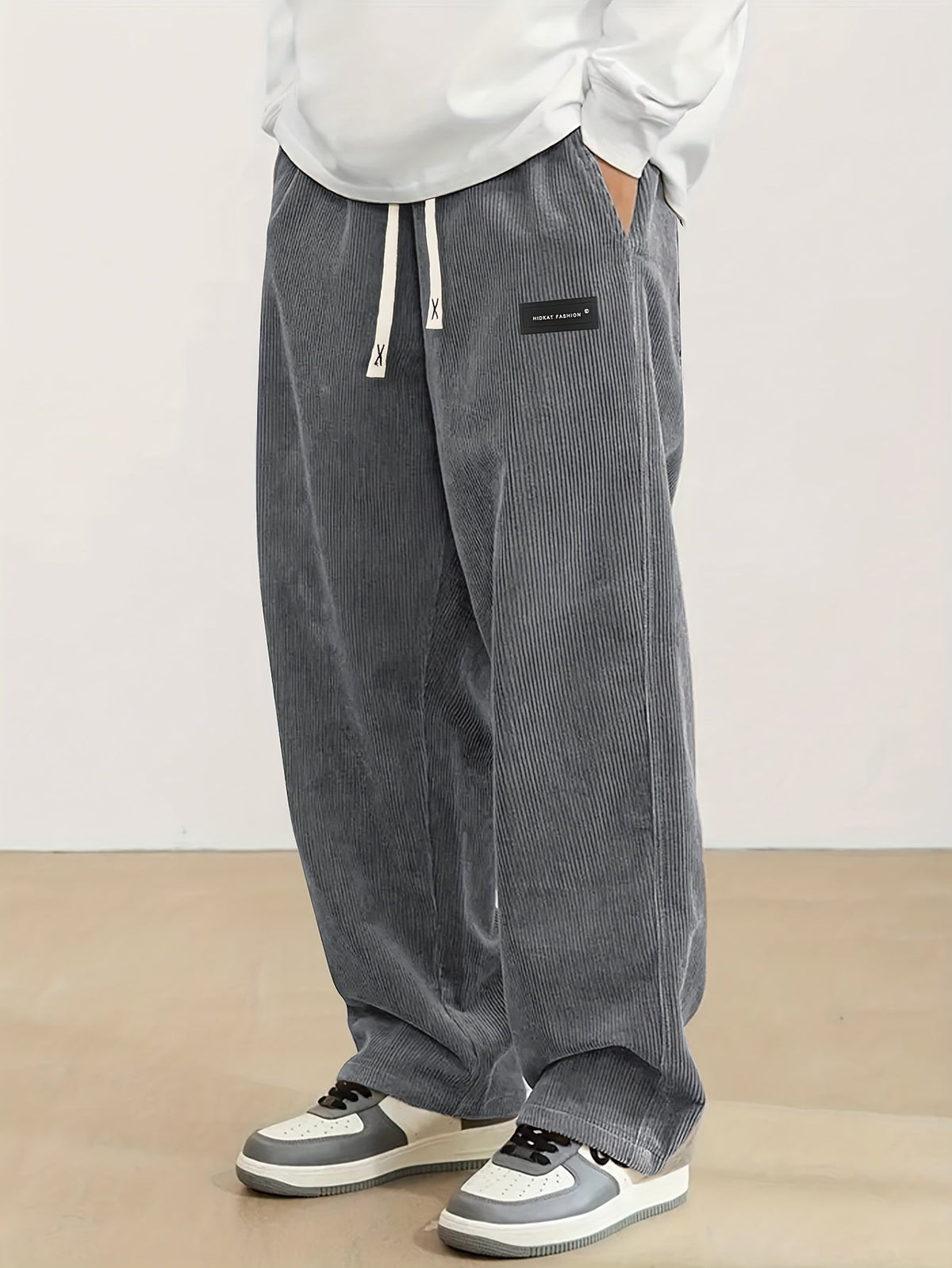 Reid | Relaxed Straight-Leg Pants – front view