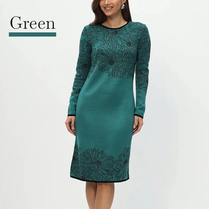 Rhoselavessa Printed V-Neck Dress – detail view