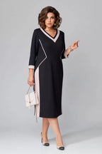 Rhoselivessa Contrast V-Neck Dress – front view