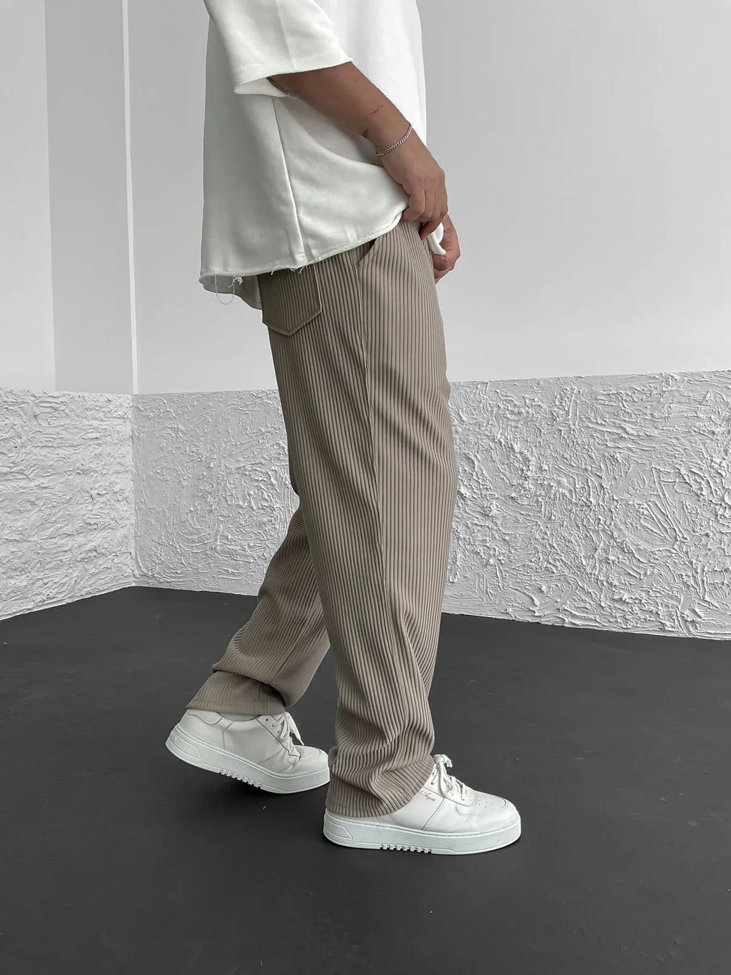 Rive Ribbed Relaxed Fit Trousers – close-up