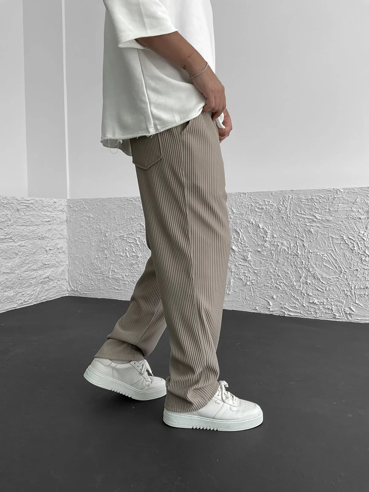 Rive Ribbed Relaxed Fit Trousers – close-up
