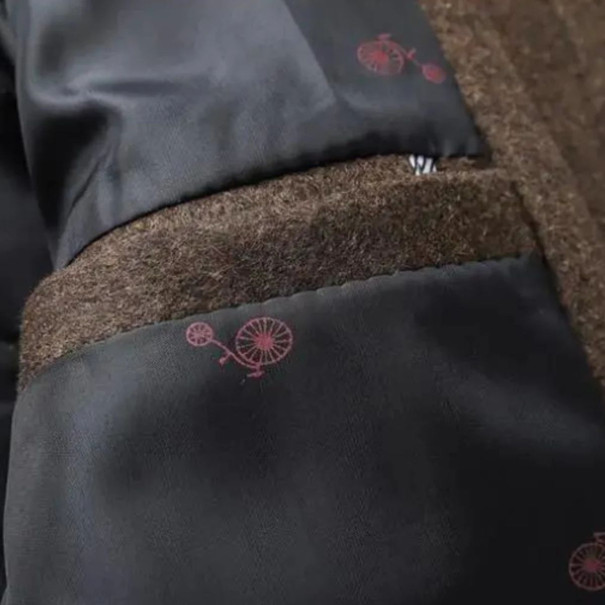 Roderick classic fit wool overcoat, button detail