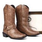 Roscoe western leather cowboy boots, close-up of stitched leather detailing