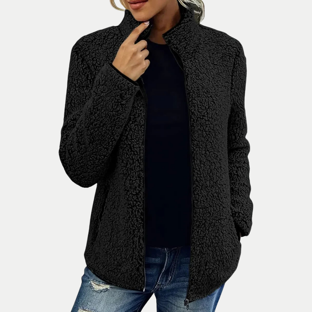 Sima Fleece Jacket by Vera Noir, zipper detail view
