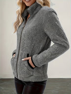 Simona | Cozy Zip-Up Jacket – detail view