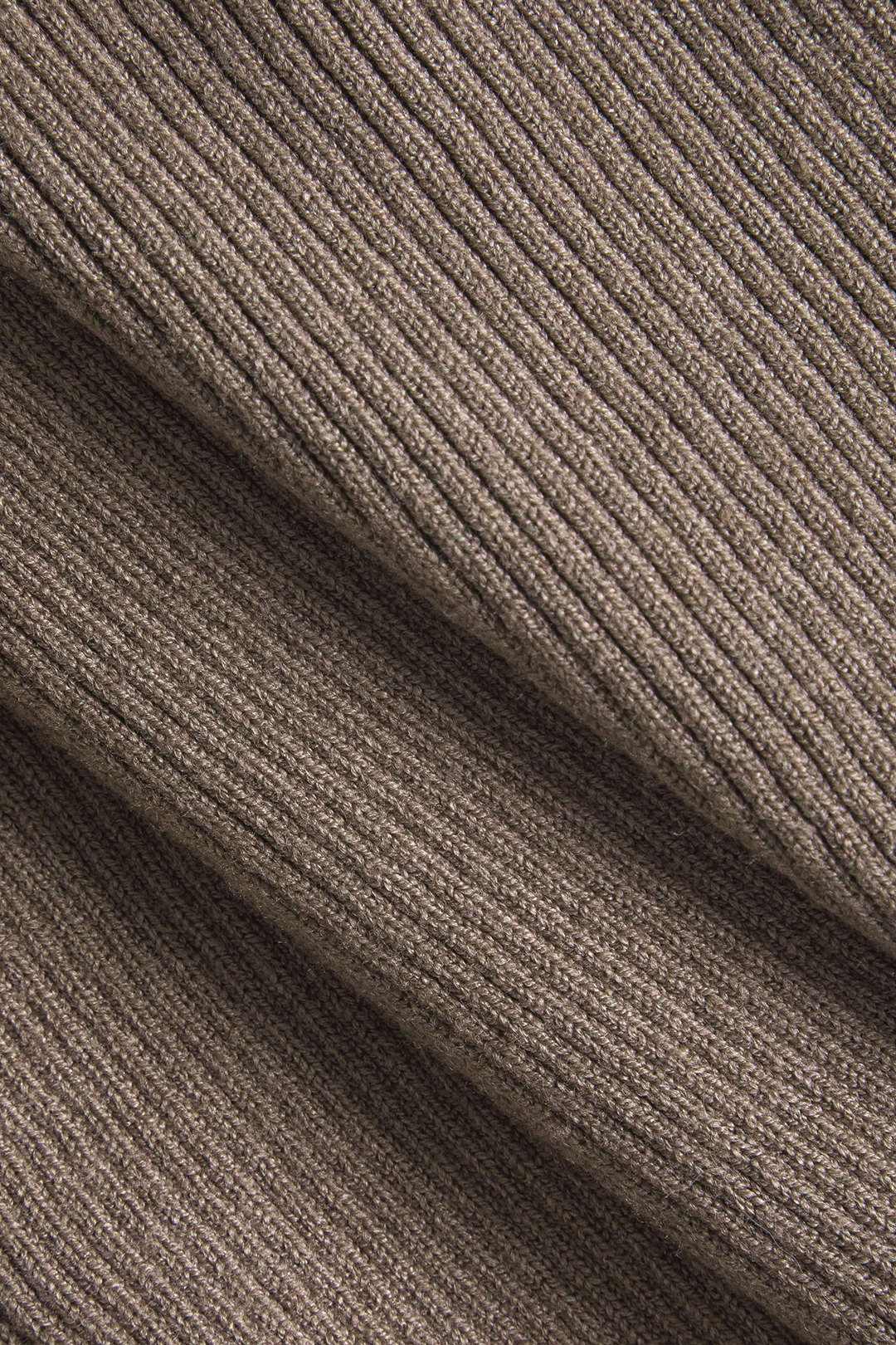 Solid Button V-Neck Knit Sweater – close-up