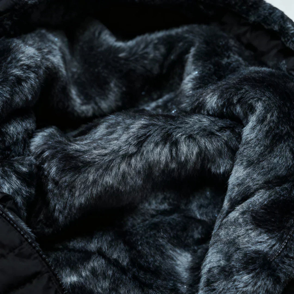 Stella Slim-Fit Winter Coat – detail view