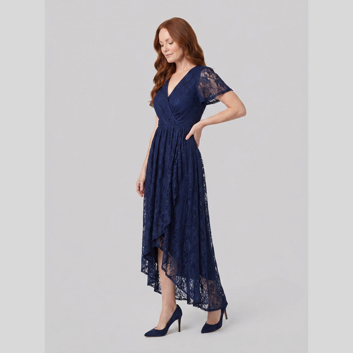 Sylva | Pleated Lace Ruffle Gown by Vera Noir – in navy blue