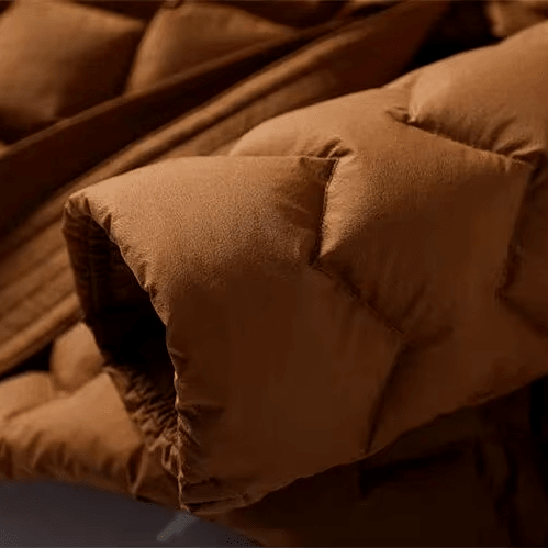 Talia Quilted Coat – brown, sleeve close-up