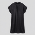 Trudy | Straight-Cut Round-Neck Shift Dress by Vera Noir – detail view