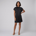 Trudy | Straight-Cut Round-Neck Shift Dress by Vera Noir – in black