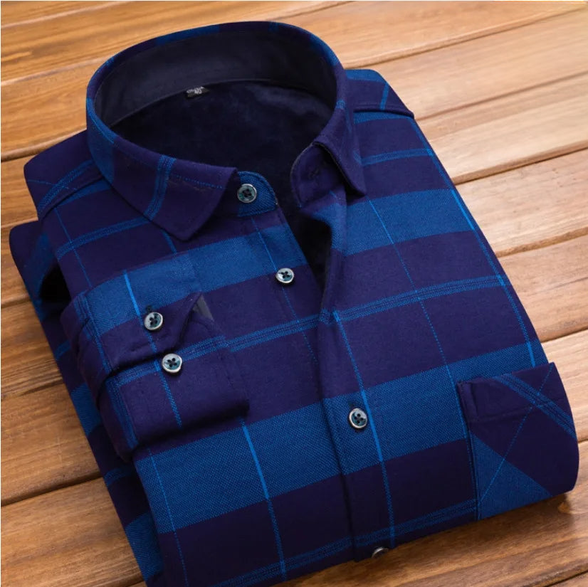 Willy Men's Classic Heritage Shirt by Vera Noir – detail view