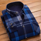 Willy Men's Classic Heritage Shirt by Vera Noir – close-up